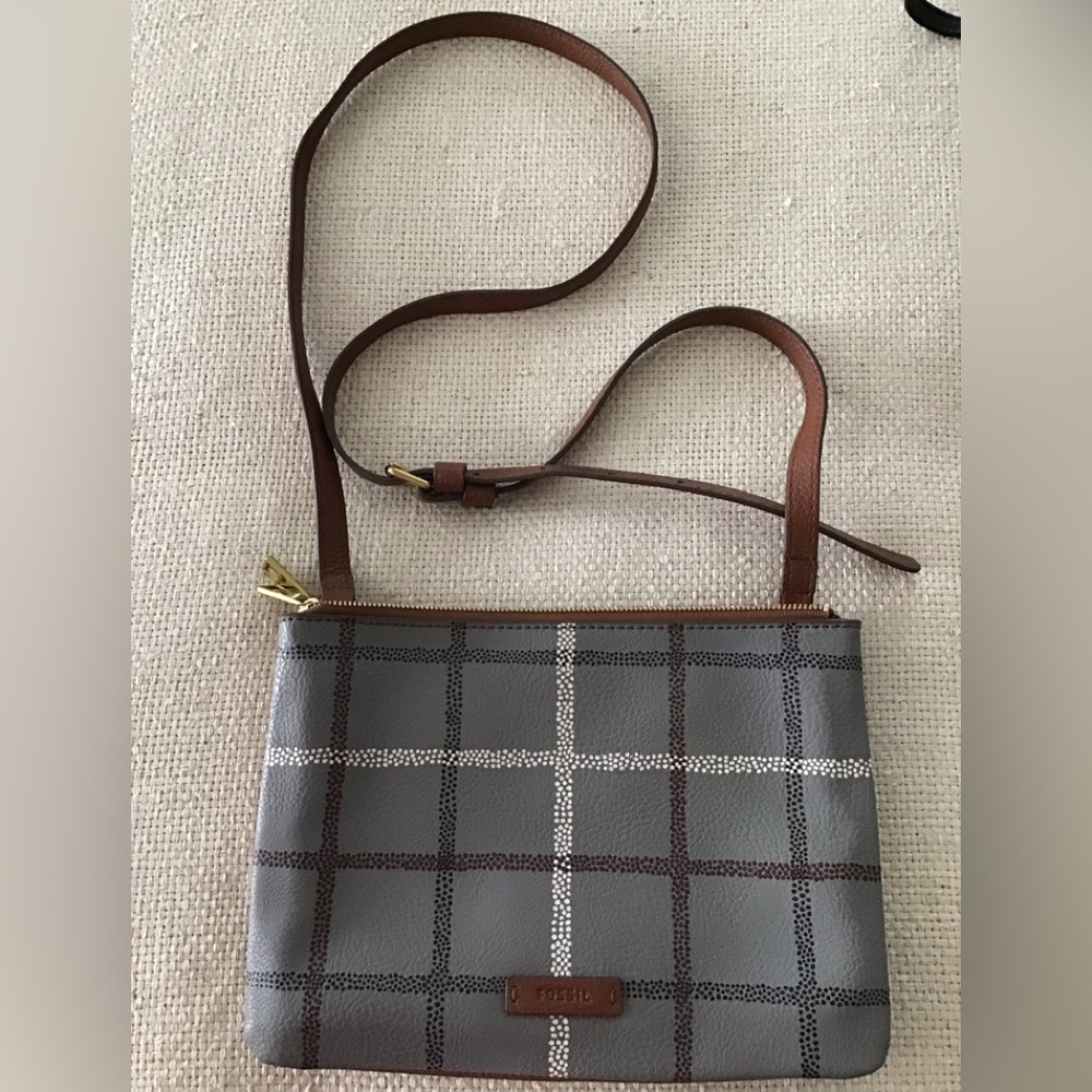 Fossil small leather crossbody handbag.